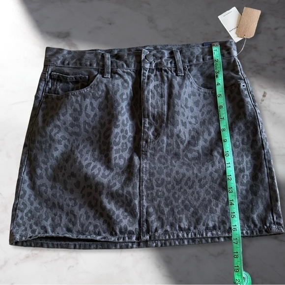 Lucky Brand Old Favorite Mini Skirt In Charcoal Leopard Print Size 10/30 - Picture 10 of 13